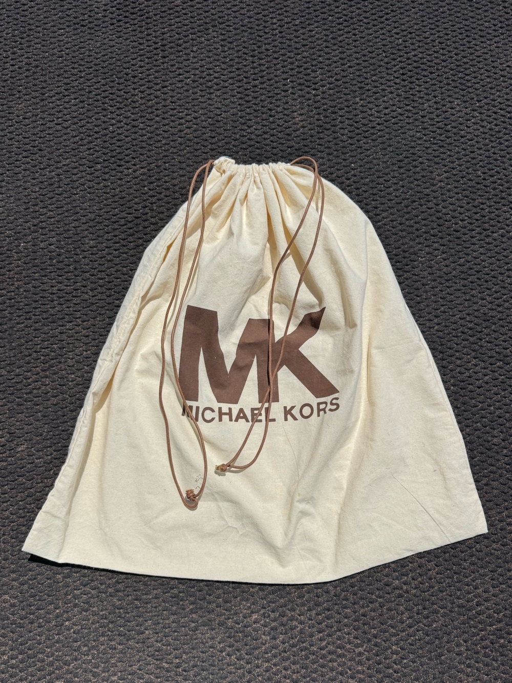 Michael Kors Large Sack Dust Bag 21"x21" Brown Name Print in Tan Canvas